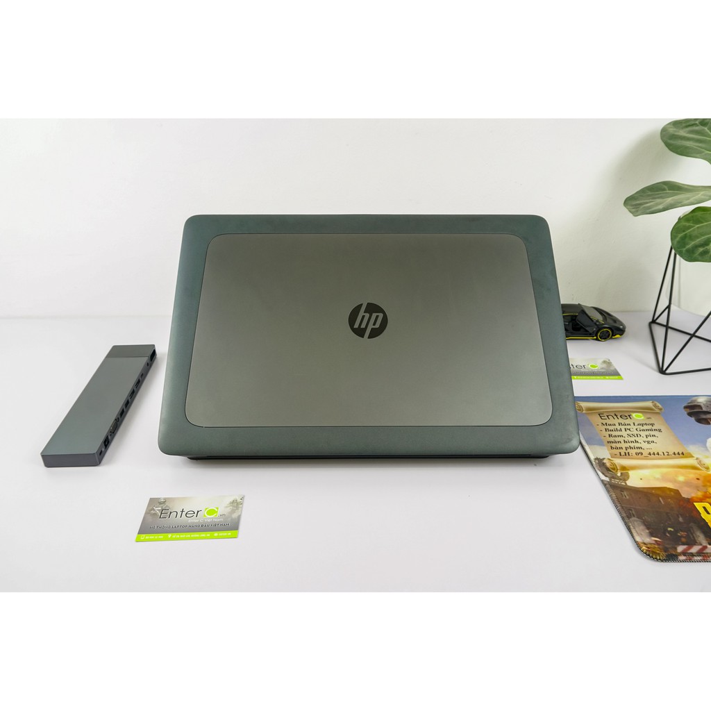 HP Zbook 17 G4 Xeon E3-1535M v6/ Ram 32GB/ SSD 512/ NVIDIA Quadro P4000 8GB GDDR5/ 17.3 inch