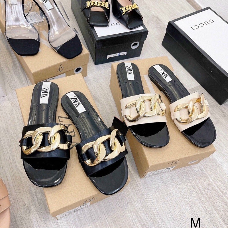 Dép lê đế bệt