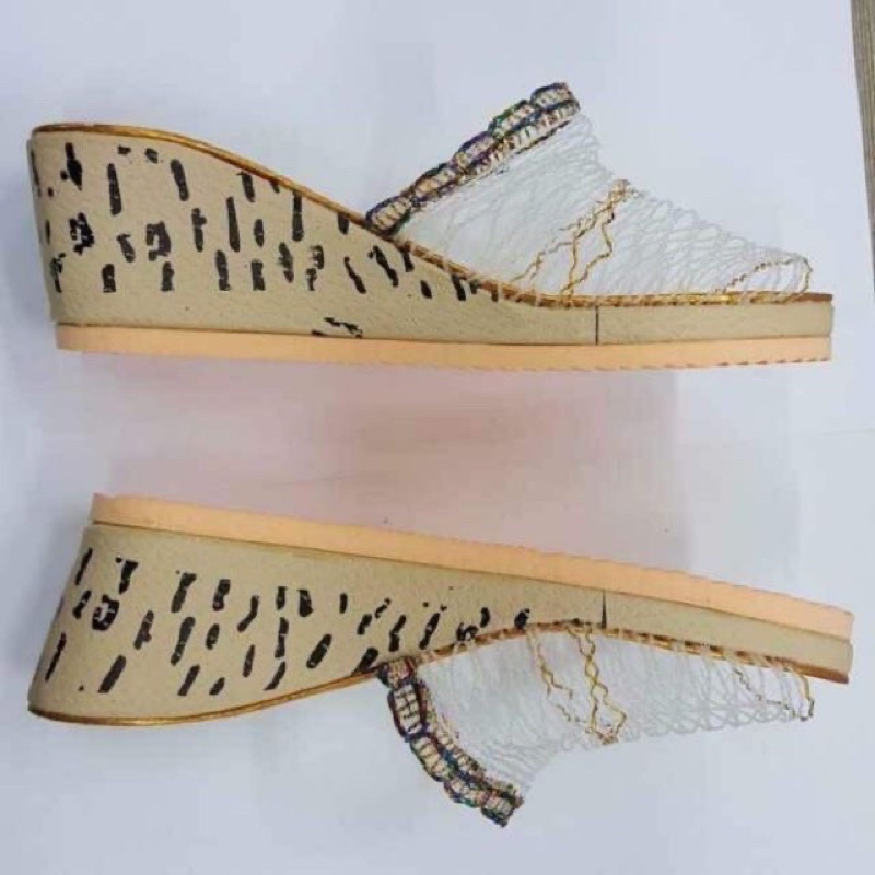 Dép lưới sành điệu