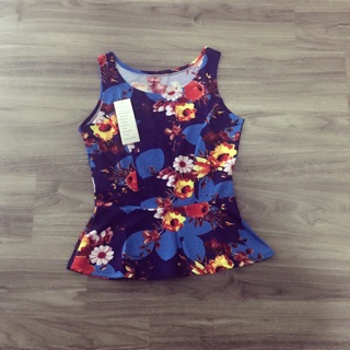 Áo peplum