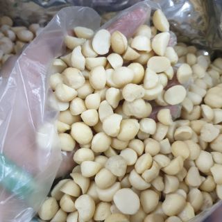 Rẻ VÔ ĐỊCH (500GR) Nhân hạt Macca vỡ sấy giòn loại ngon