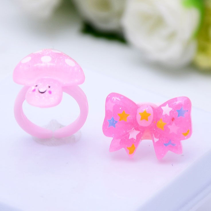 Sỉ Nhẫn nhựa hoạt hình mẫu cực đẹp