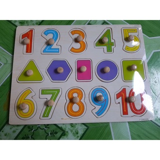 Bảng núm gỗ xếp hình
