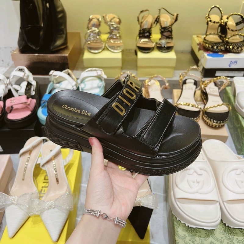 DÉP BÁNH MÌ 2 QUAI DA KHOÁ D.O CAO 7 PHÂN