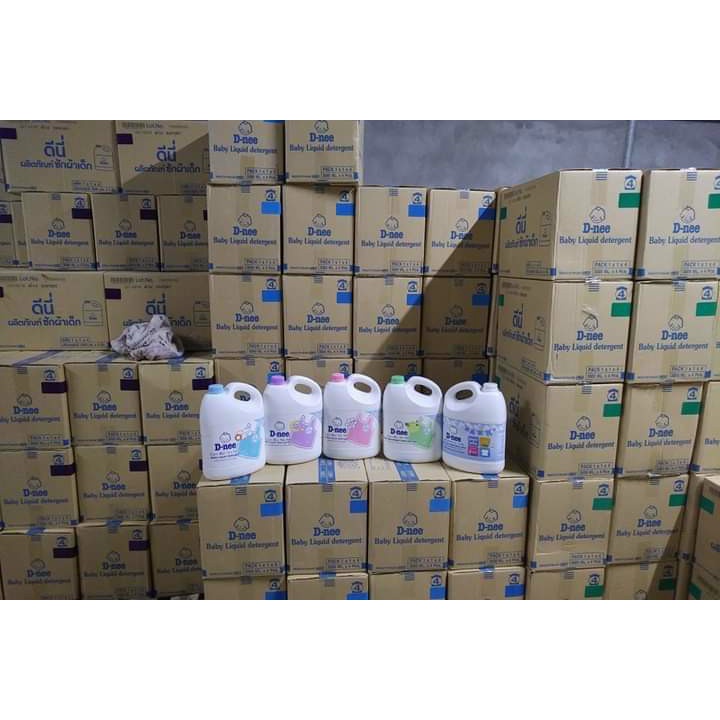 Nước giặt Dnee dạng can 3000ML
