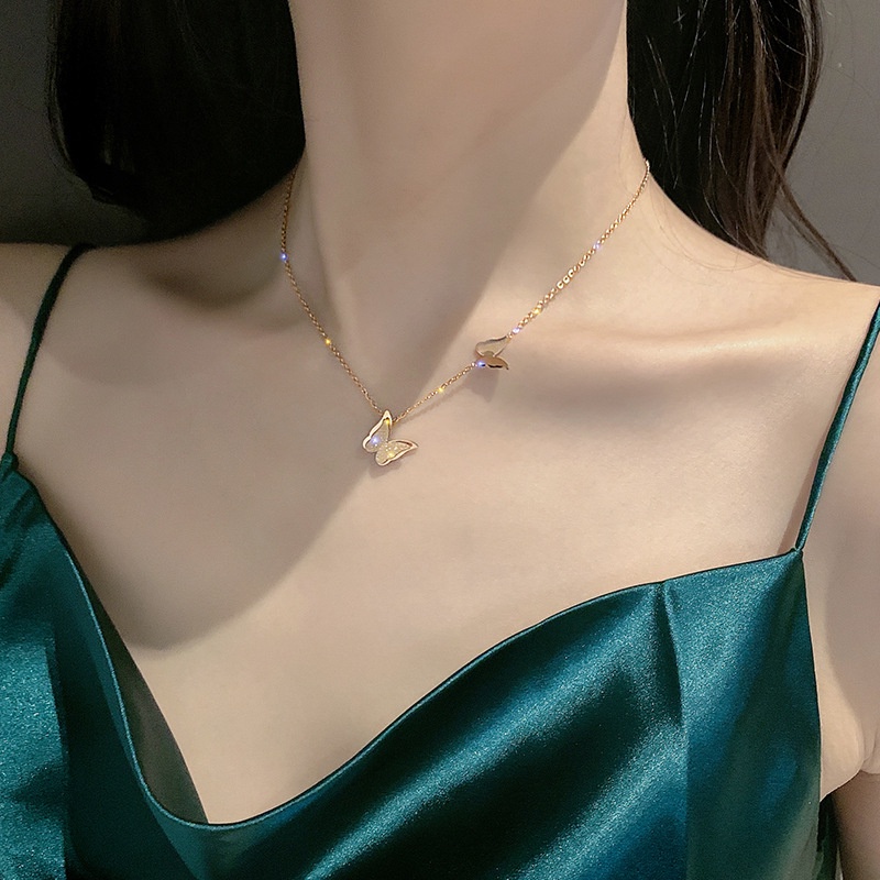 Dây Chuyền Hai Lớp Bằng Thép Titan Màu Vàng Hồng Mặt Hình Bướm Đơn Giản Thời Trang Cho Nữ 9KPQ