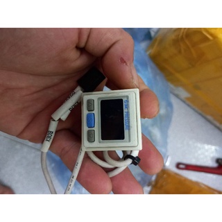 Đồng hồ cảm biến áp suất chân không smc