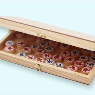 Cờ tướng bằng gỗ