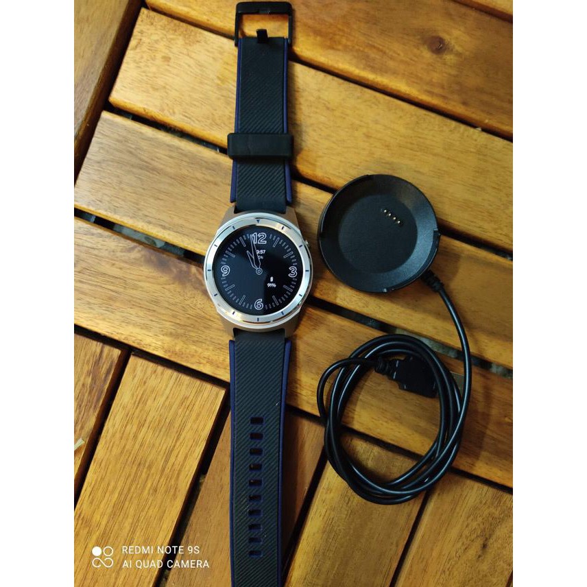 Đồng hồ thông minh nam Wear OS ZTE Quartz 4GB Wifi GPS