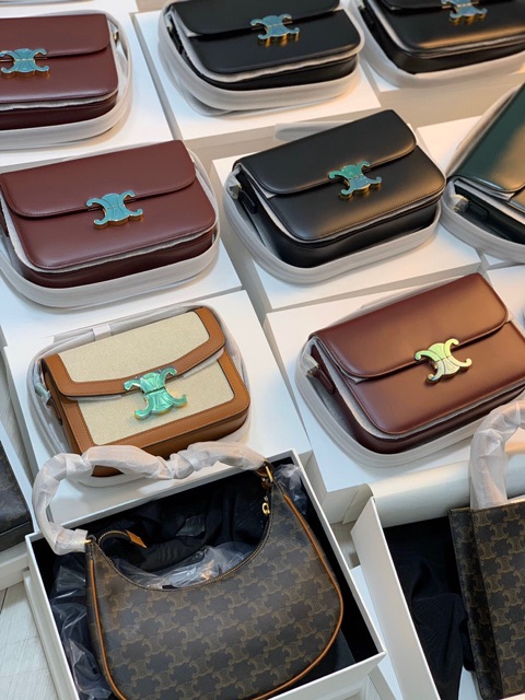 TÚI MEDIUM TRIOMPHE BAG IN SHINY CALFSKIN đeo chéo siêu cấp