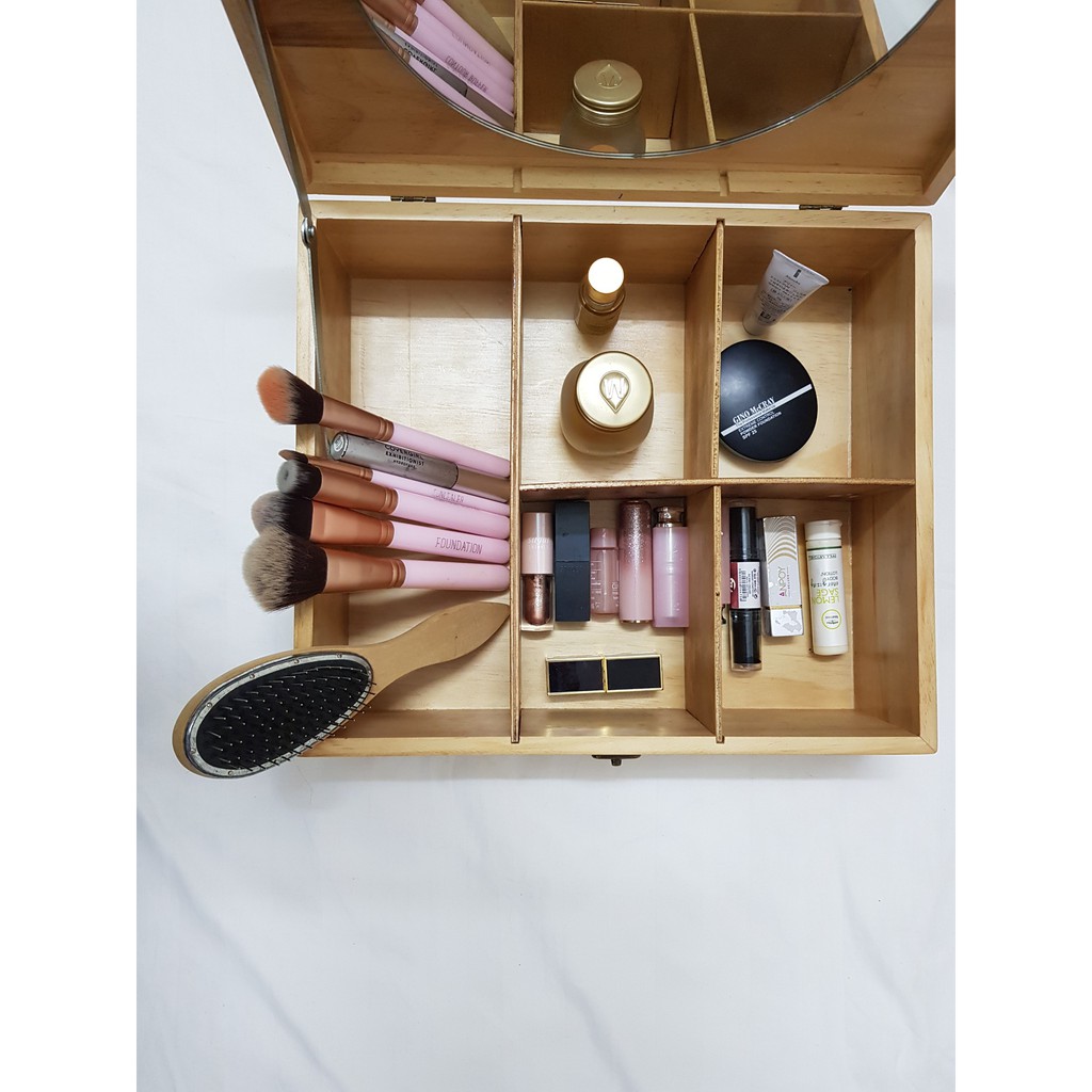 Hộp Trang Điểm Treo Tường Xinh . | BigBuy360 - bigbuy360.vn