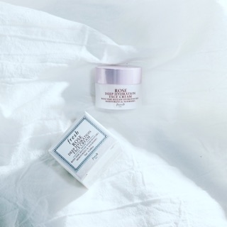 Kem dưỡng Fresh Rose Deep Hydration Face Cream