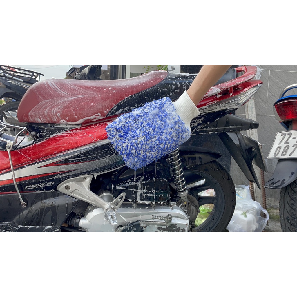Bao Tay Rửa Xe Siêu Sợi Microfiber Mềm Mịn Giữ Và Tạo Bọt Tốt