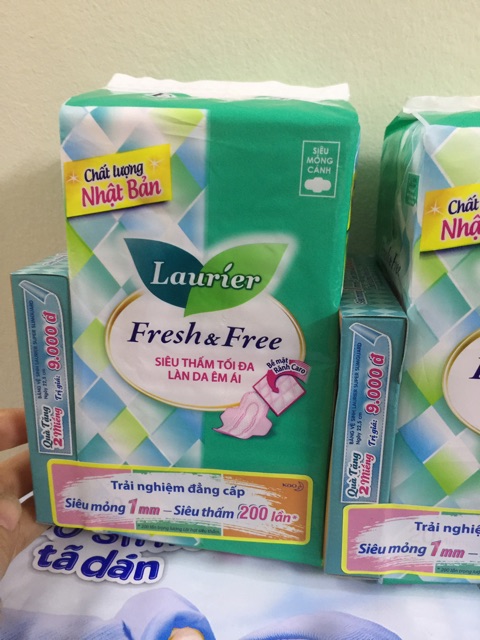 BĂNG VỆ SINH LAURIER FRESH & FREE 20 MIẾNG