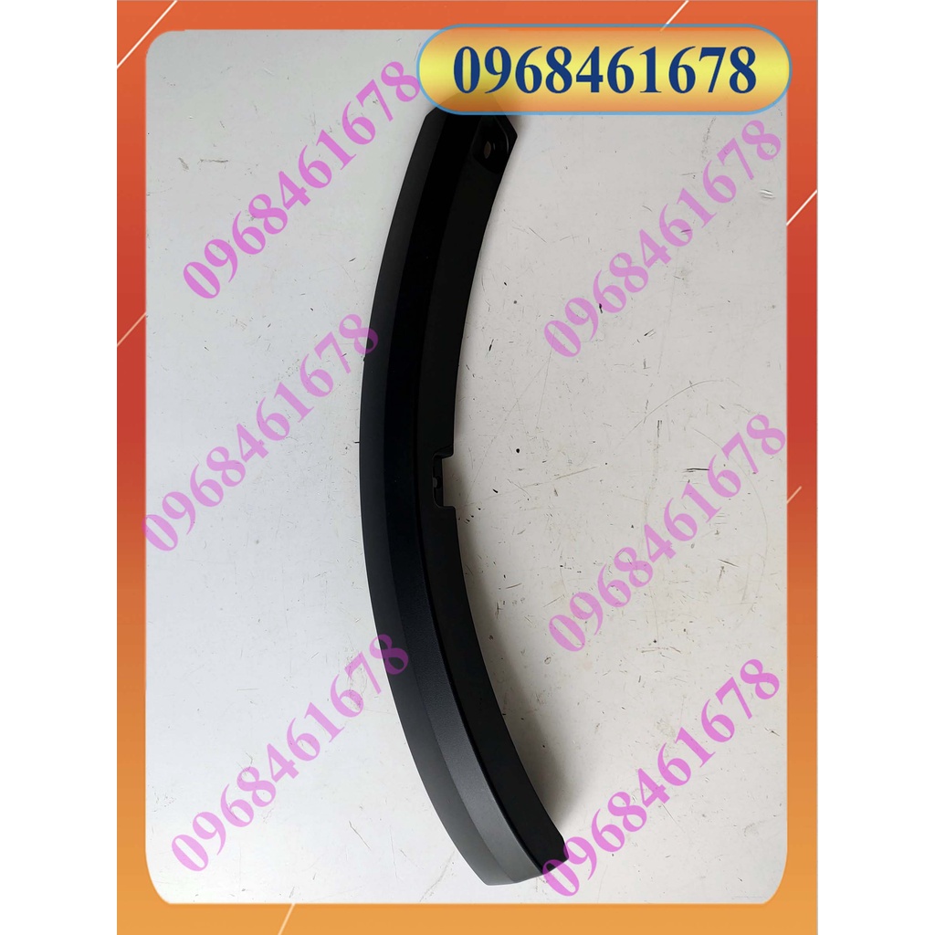 Ốp cản trước Fortuner 16-19 (XỊN)/ Ốp ba đờ sốc trước