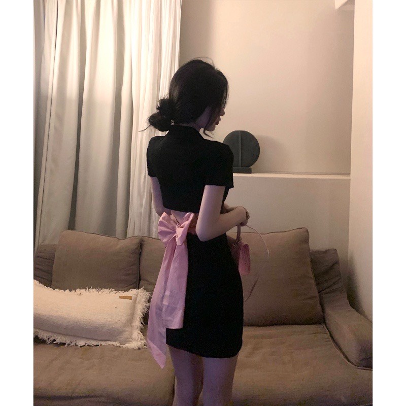 Đầm ôm body kiểu tay ngắn nút trước phối nơ lưng, chấy vải thun gân co giãn tốt