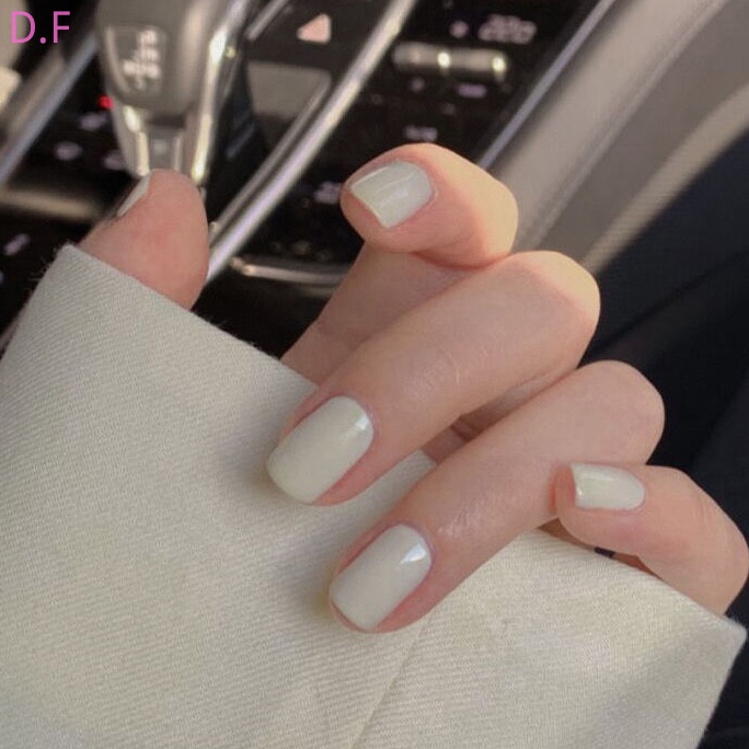 Gel Sơn Móng Tay Màu Trắng Sữa Thời Trang Mùa Hè