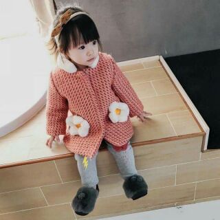 Áo dạ đính hoa cúc cho bé