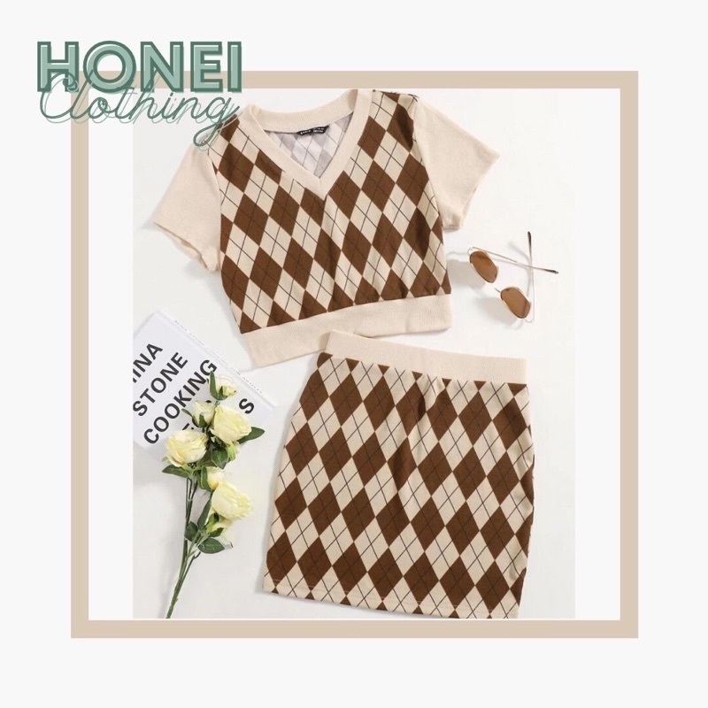 Set Áo Croptop Nữ Kèm Chân Váy Kẻ Caro Co Giãn Ngắn Tay Mùa Xuân Siêu Hot Kèm Ảnh Thật