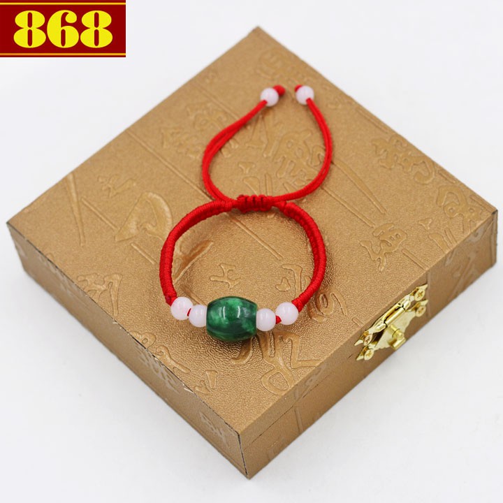 Vòng dây tết đỏ cẩn hạt cẩm thạch TD2 hộp gỗ