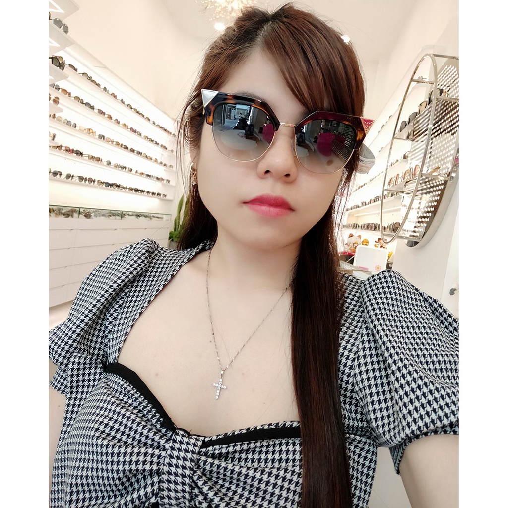 Kính mát nam nữ Fendi FF0149S TLW/G5 màu sắc thời trang, thiết kế dễ đeo bảo vệ mắt