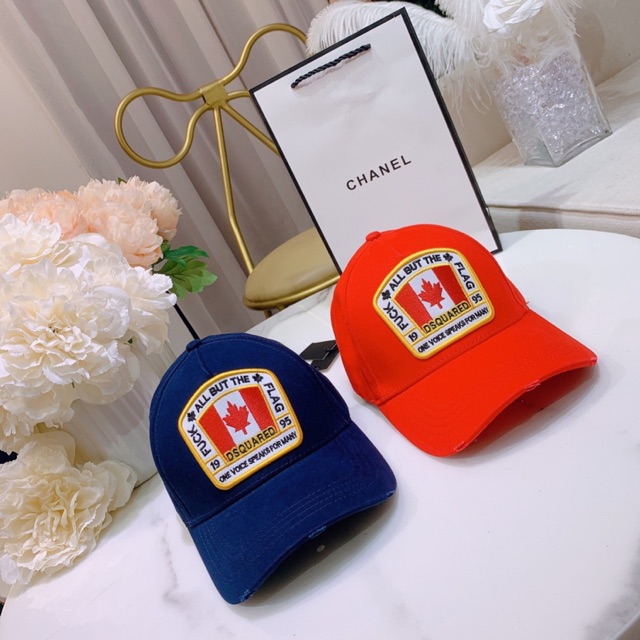 Mũ DSQUARED2