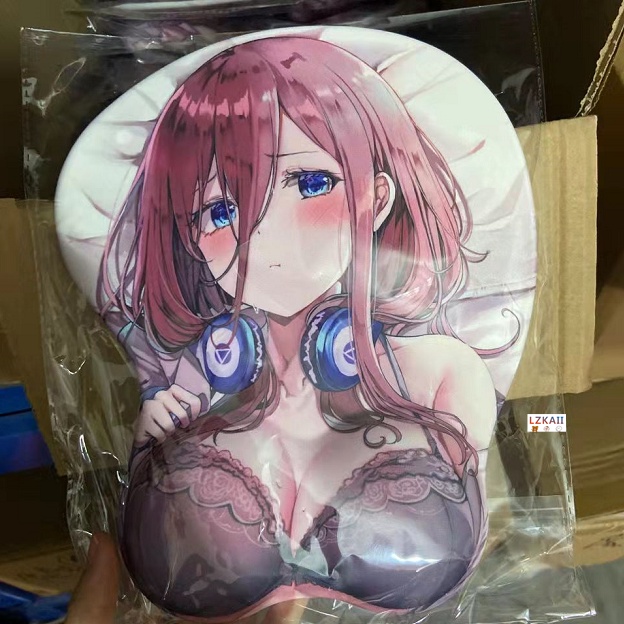 Miếng lót chuột máy tính in hình cô gái anime 3D gợi cảm