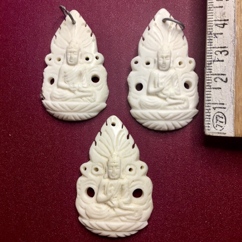 NGÀ ĐIÊU KHẮC THỦ CÔNG MẶT DÂY CHUYỀN