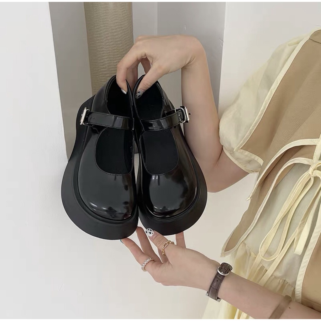 Giày ulzang nữ Lolita Super, Chất liệu da mềm, đi êm chân. Kiểu dáng trẻ trung, năng động
