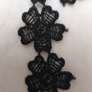 Dây hoa trang trí bản 2.5 cm (3m )