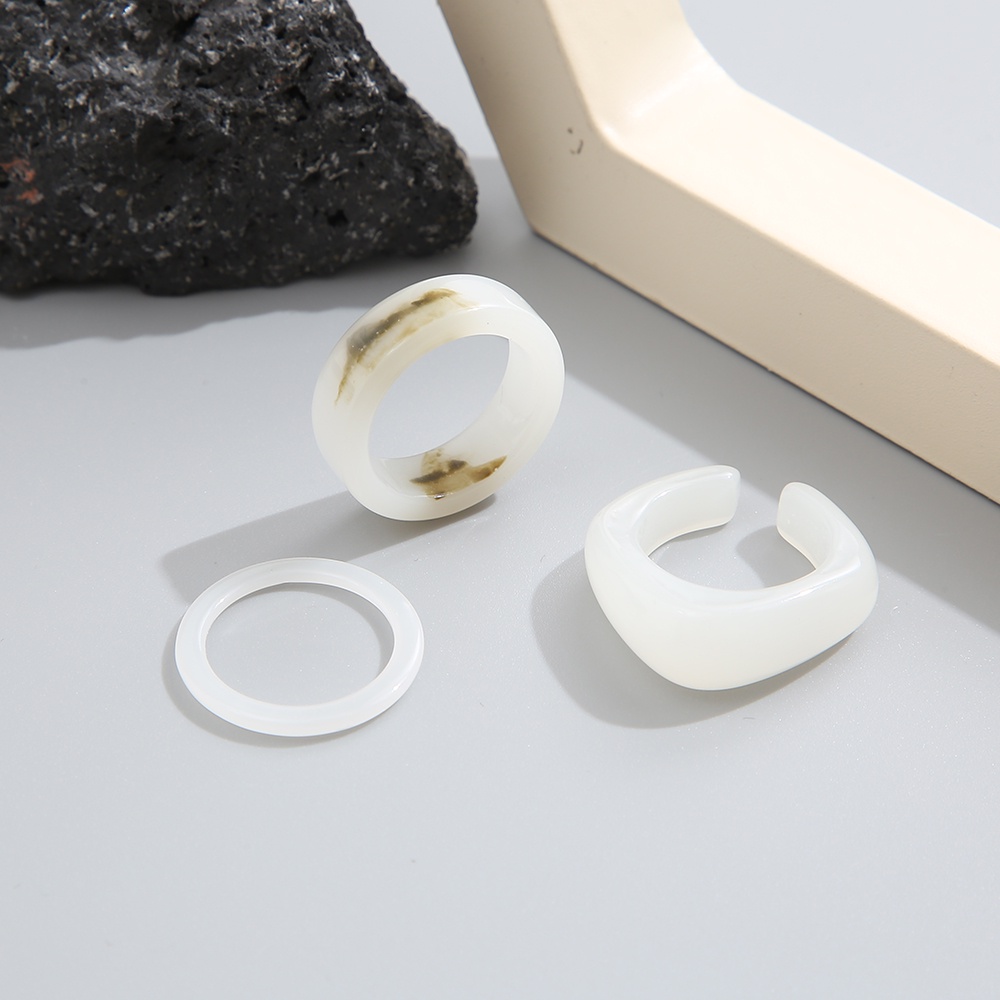 iF YOU Set 3 Nhẫn Nhựa Họa Tiết Hoạt Hình Nhiều Màu Sắc Cổ Điển Dành Cho Nữ