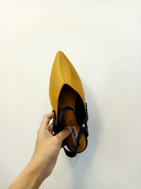 Pass giày size 37, chưa đi lần nào | BigBuy360 - bigbuy360.vn