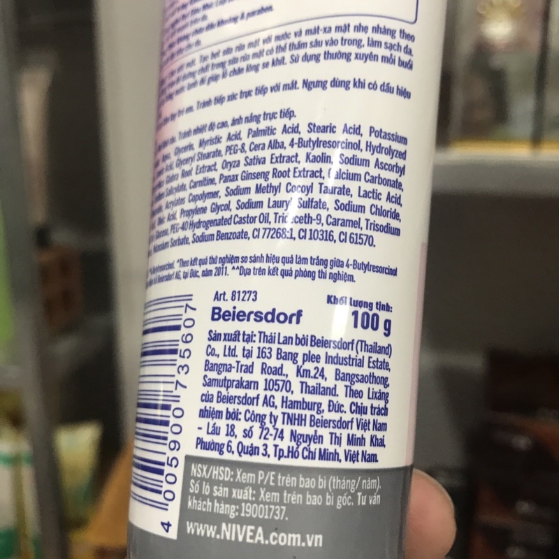 Sữa rửa mặt NIVEA Pearl White Đất Sét giúp trắng da ngọc trai (100g)