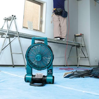 QUẠT MAKITA DCF201Z