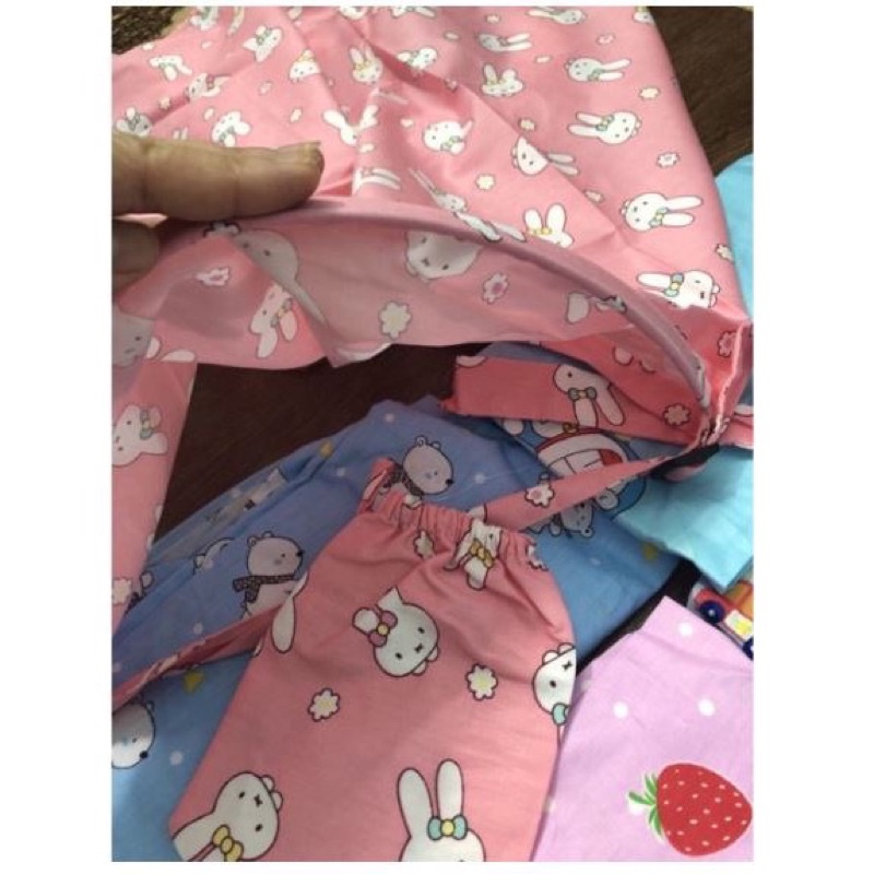 Khăn choàng cho bé bú khi ra ngoài tiện ích kích thướt 60*90 cm