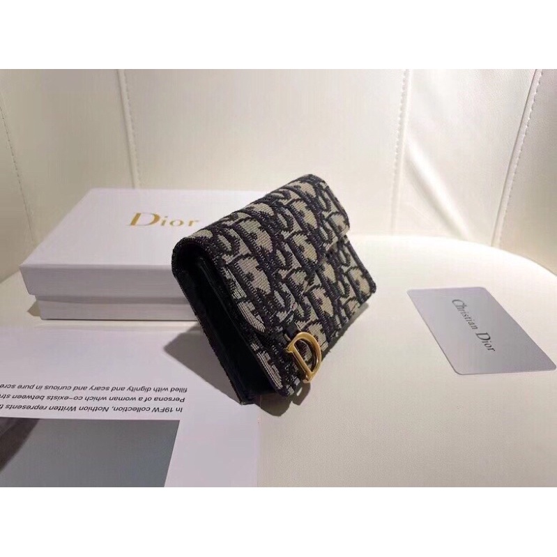 Ví mini thời trang Dior CD dáng gập, chất liệu da cao cấp phối họa tiết siêu sang