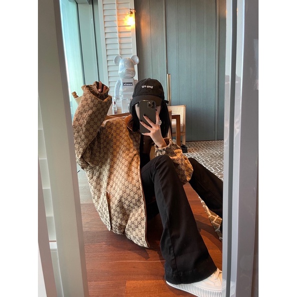 Áo khoác gió mùa thu đông dáng rộng cho nam và nữ màu nâu sữa thương hiệu thời trang cao cấp Gucci GC