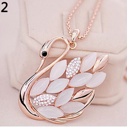 Dây chuyền dài có mặt nhiều thiết kế tinh tế thời trang