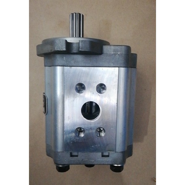 BƠM THỦY LỰC 4D95 XE NÂNG KOMATSU-HYDRAULIC PUMP FOR KOMATSU FORKLIFT FD20-30-11 4D95 37B-1KB-2020