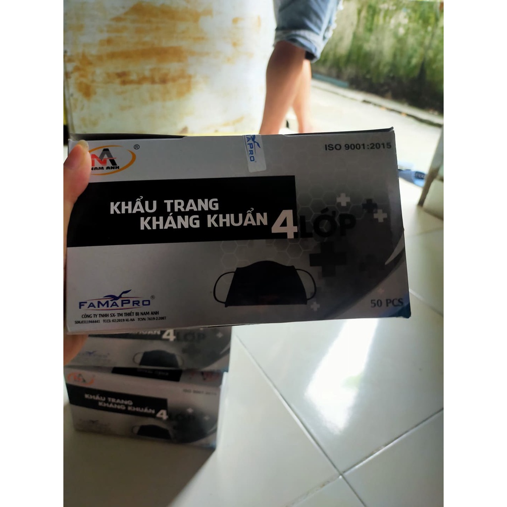 Chính Hãng- Khẩu trang y tế màu đen NAM ANH FAMAPRO 4 lớp giấy kháng khuẩn hộp 50 cái