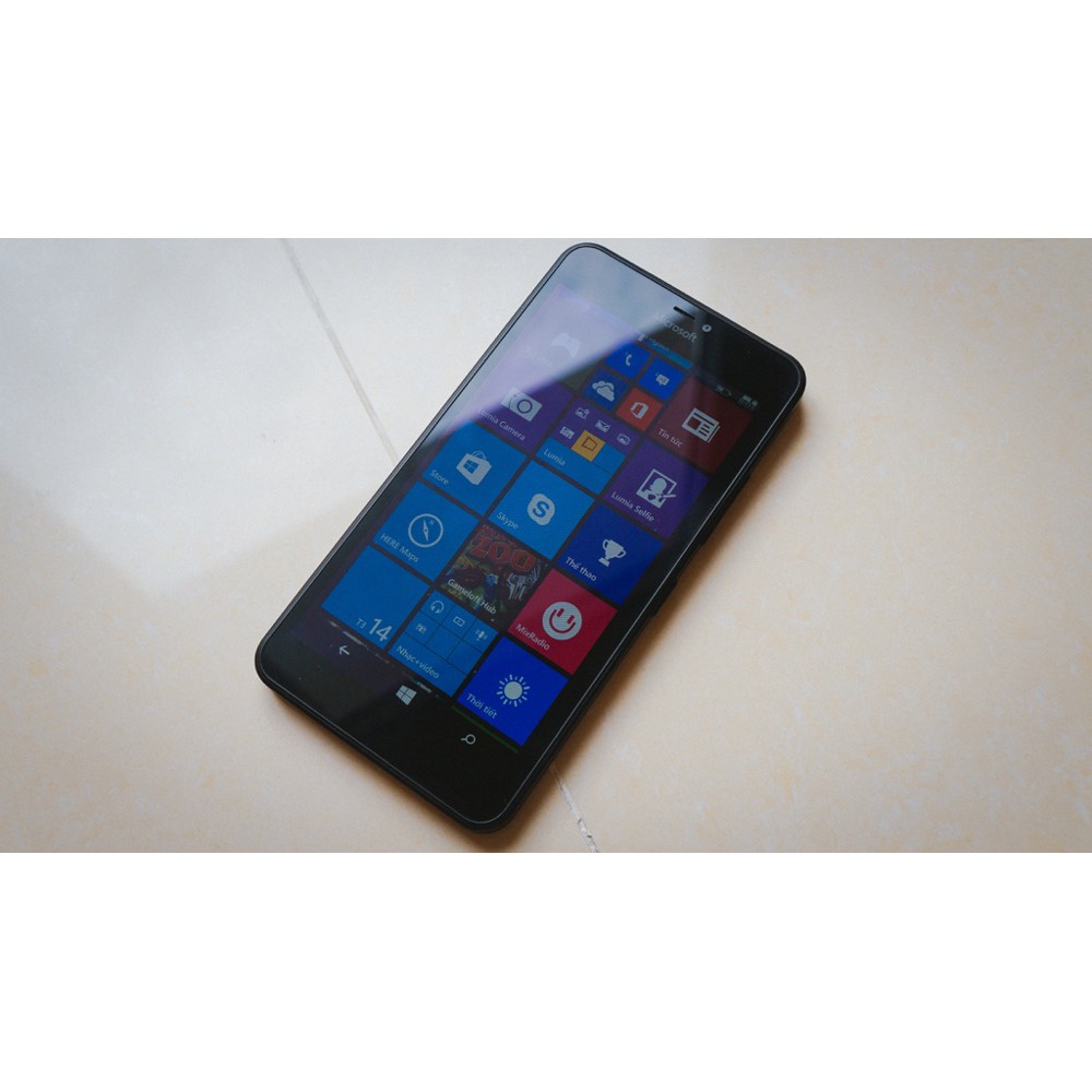 Điện thoại cảm ứng giá rẻ Microsoft Lumia 640