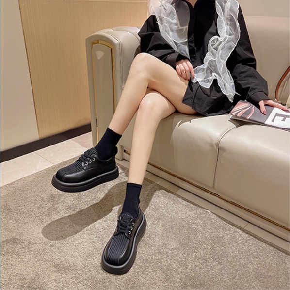 - Giày da nữ đế dày bánh mỳ phong cách retro new 2022