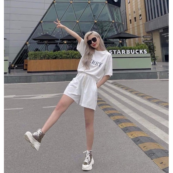Set thun merry form rộng onesize unisex - Combo quần short cạp chun rộng kèm áo phông cổ tròn in chữ nam nữ | BigBuy360 - bigbuy360.vn