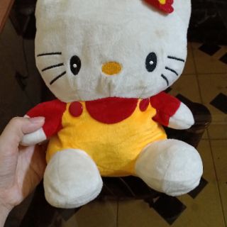 Thú bông hello kitty