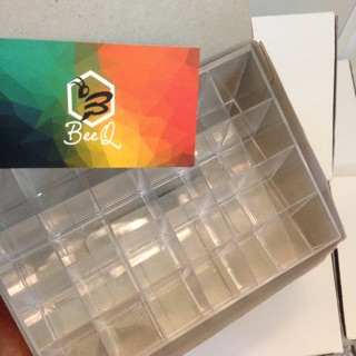 Khay son mica mỏng 24 ô (6x4)