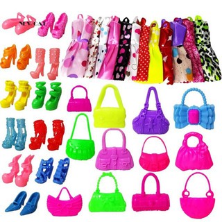 Set 30 Bộ Phụ Kiện Giầy , Túi , Váy Ngắn Thời Trang Búp Bê