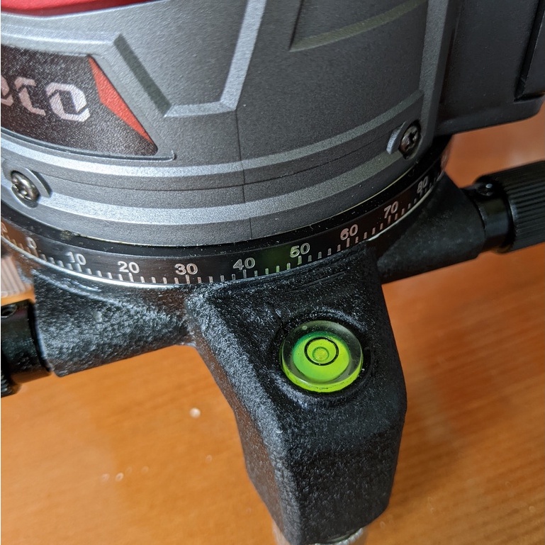 Máy cân bằng laser 5 tia xanh siêu sáng HABCO 368 chế độ tìm tia ngoài nắng tặng chân máy 1m2 inox 304