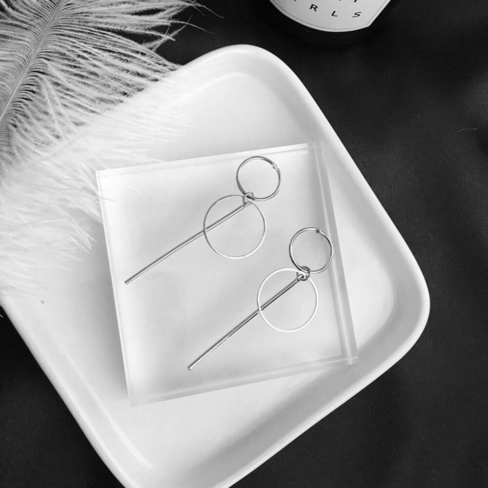 Khuyên tai dáng dài thiết kế độc đáo