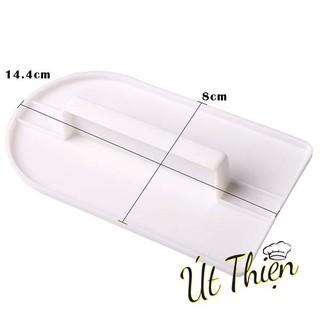 Bàn xoa trang trí bánh