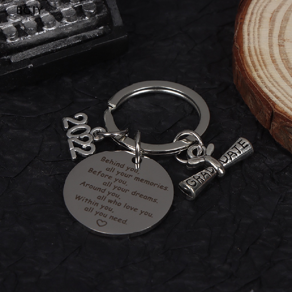 Móc Khóa Hình Nón Tốt Nghiệp Năm 2022 Mới